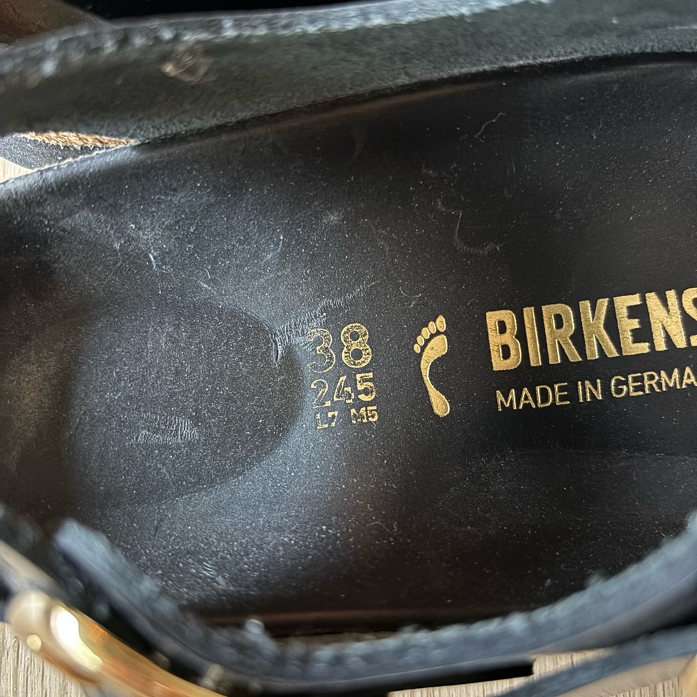 Birkenstock Arizona Big Buckle High Shine Sandals in Black - Picture 8 of 9